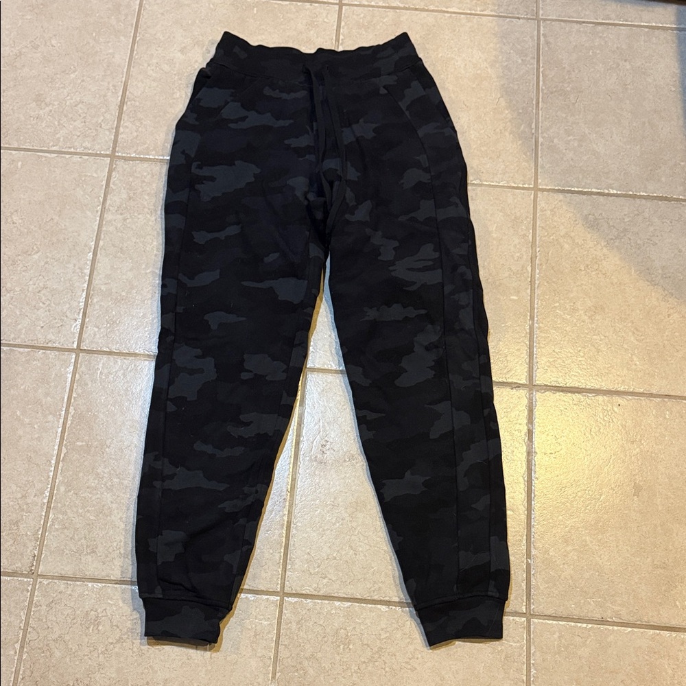 Lululemon Scuba Joggers